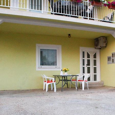 Apartmani Andrej Vodice Exterior photo