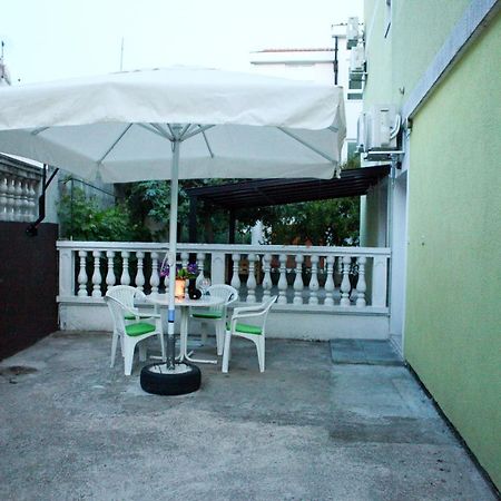 Ana Lovetovo Vodice Exterior photo