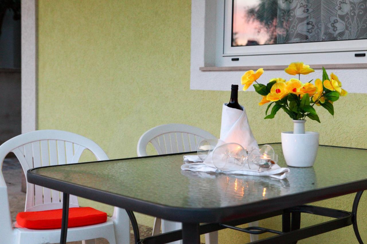Apartmani Andrej Vodice Exterior photo