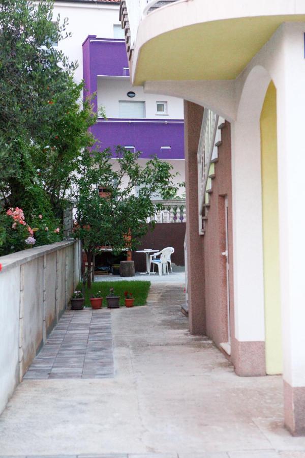 Apartmani Andrej Vodice Exterior photo