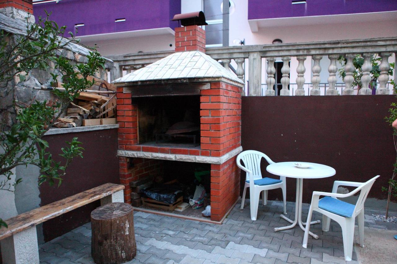 Apartmani Andrej Vodice Exterior photo