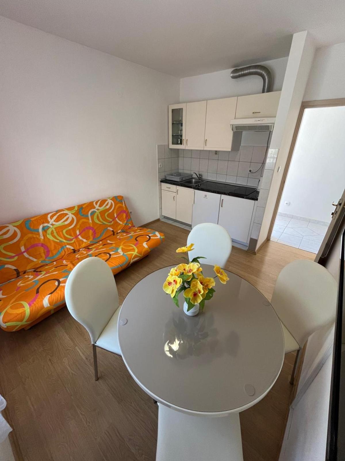 Apartmani Andrej Vodice Exterior photo
