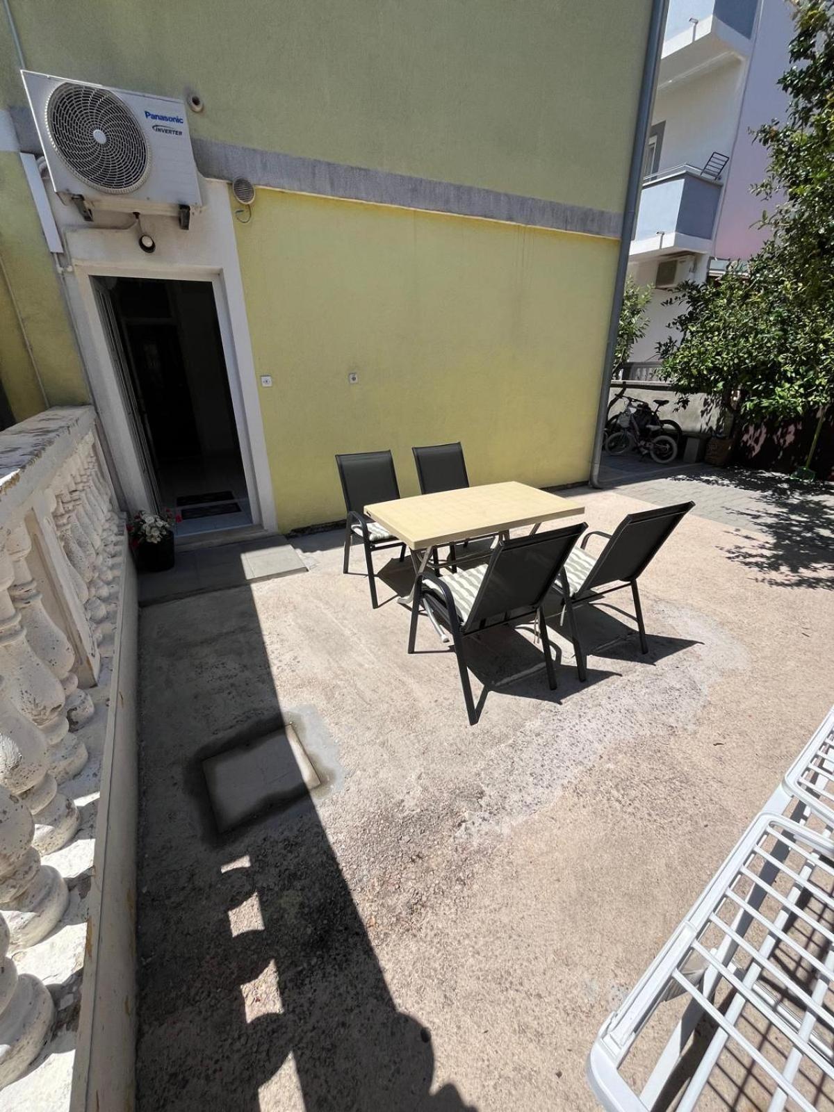 Apartmani Andrej Vodice Exterior photo